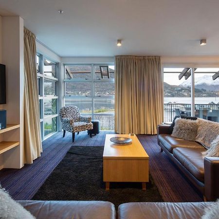 Absolute Lakefront Location - 3 Bedroom Apartment Queenstown Kültér fotó