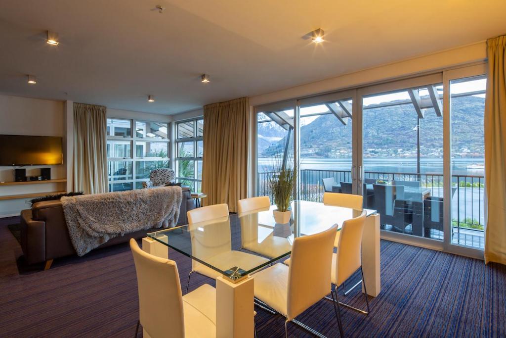 Absolute Lakefront Location - 3 Bedroom Apartment Queenstown Kültér fotó